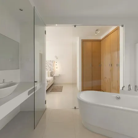 Charming Obidos By Lovelystay *